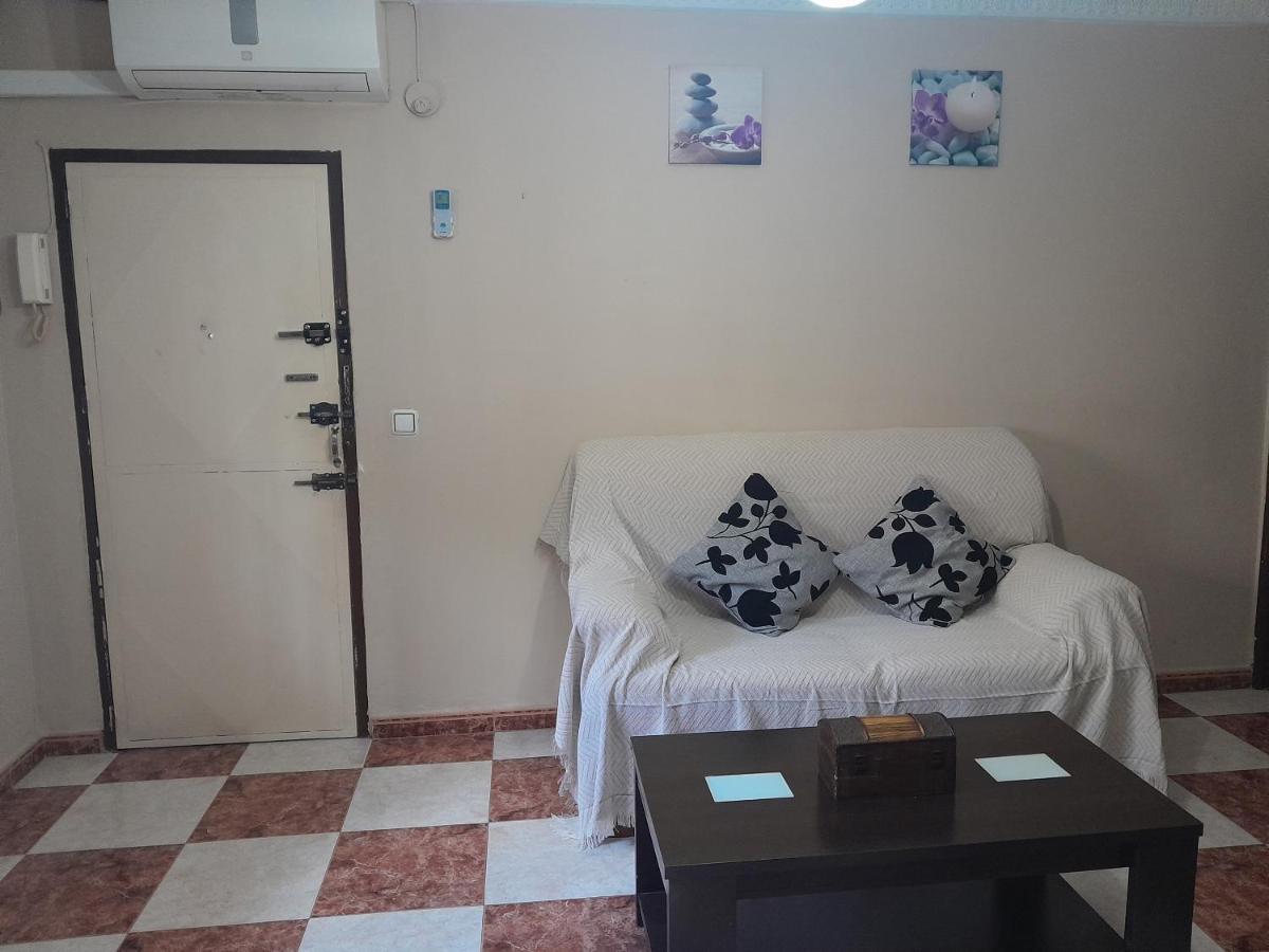Apartamento Disfruta De Un Barrio Tranquilo Alcalá de Guadaira Exterior foto