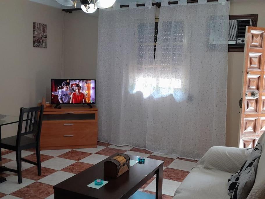 Apartamento Disfruta De Un Barrio Tranquilo Alcalá de Guadaira Exterior foto