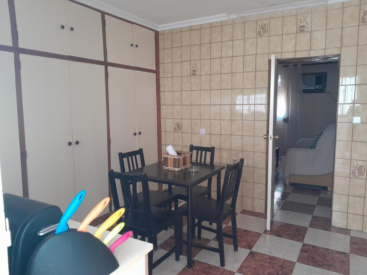 Apartamento Disfruta De Un Barrio Tranquilo Alcalá de Guadaira Exterior foto